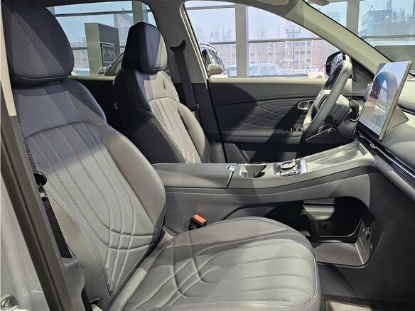 2026 Geely EX5 Гибрид EM-i, серебристый - вид 12
