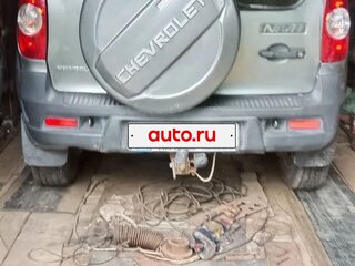 2014 Chevrolet Niva I Рестайлинг, серый, 750000 рублей, вид 5