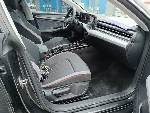 2022 Volkswagen Lamando L II, чёрный, 1510000 рублей - вид 9