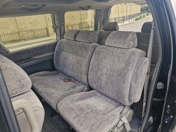 2002 Nissan Elgrand I (E50), серый, 300000 рублей - вид 8