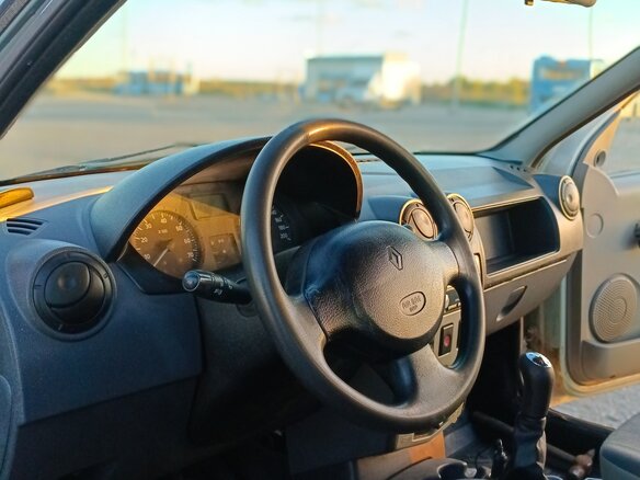 2005 Renault Logan I, серебристый - вид 21