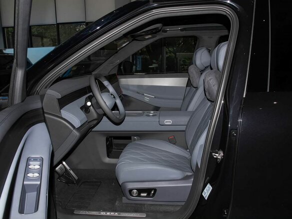 2026 Volkswagen ID.Era 9X 51.1 kWh, серый, 10399900 рублей - вид 8