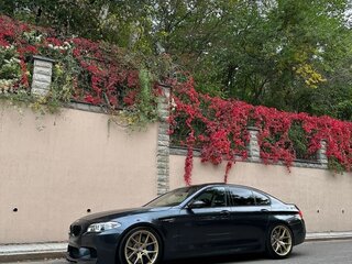 2012 BMW M5 V (F10), серый, 6350000 рублей, вид 4