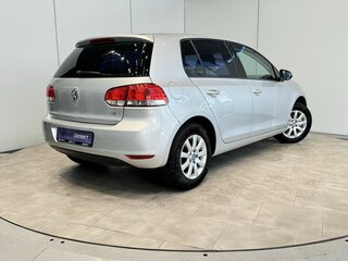 2012 Volkswagen Golf VI, серебристый, 860000 рублей, вид 5