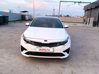 2019 Kia Optima IV Рестайлинг, белый, 2100000 рублей, вид 2