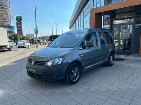 Volkswagen Caddy III Рестайлинг