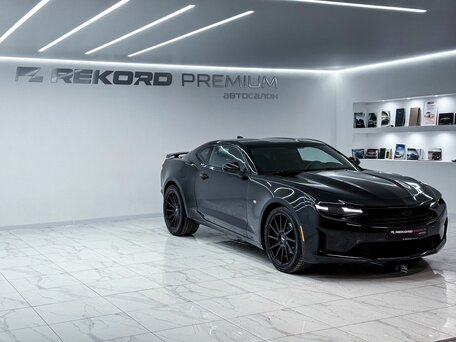 2018 Chevrolet Camaro VI Рестайлинг, чёрный, 3235000 рублей, вид 4