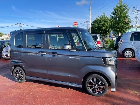 2018 Honda N-BOX II, серый, 900000 рублей - вид 2