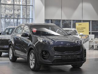 2017 Kia Sportage IV, серый, 1799000 рублей, вид 1