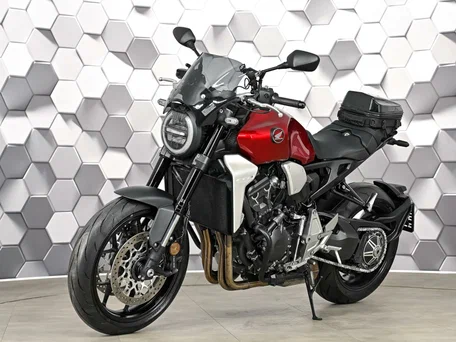 2020 Honda CB 1000R, красный, 1199000 рублей, вид 2