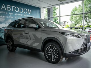 2026 Omoda C7, серебристый, 3085000 рублей, вид 2