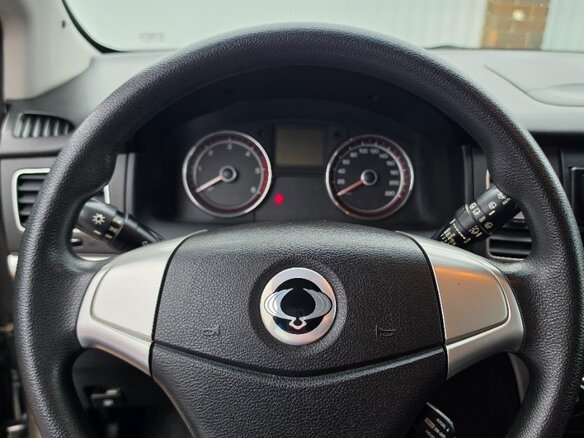 2011 SsangYong Actyon II, серый, 965000 рублей - вид 9