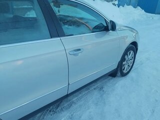 2009 Volkswagen Passat B6, серебристый, 580000 рублей, вид 2