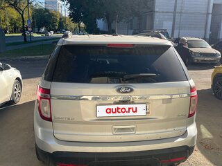 2013 Ford Explorer V, серебристый, 1400000 рублей, вид 5