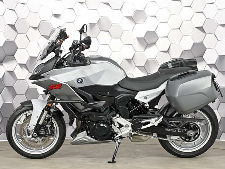 2022 BMW F 900 XR, белый, 1149000 рублей, вид 4