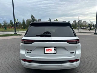 2026 Jeep Grand Cherokee L V (WL) Рестайлинг, белый, 10199000 рублей, вид 5