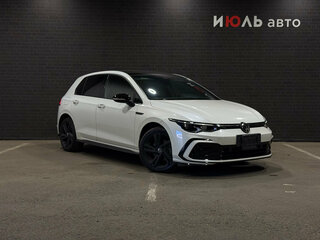 2021 Volkswagen Golf VII Рестайлинг, белый, 2799000 рублей, вид 3