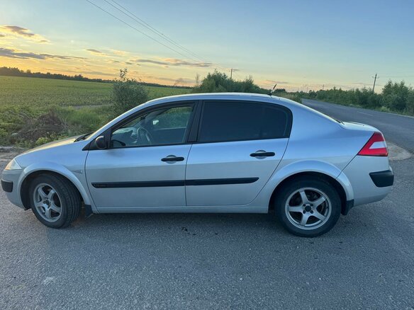 2005 Renault Megane II, серый - вид 4