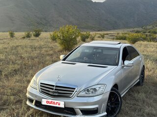 2006 Mercedes-Benz S-Класс 550 V (W221), серебристый, 1000000 рублей, вид 1
