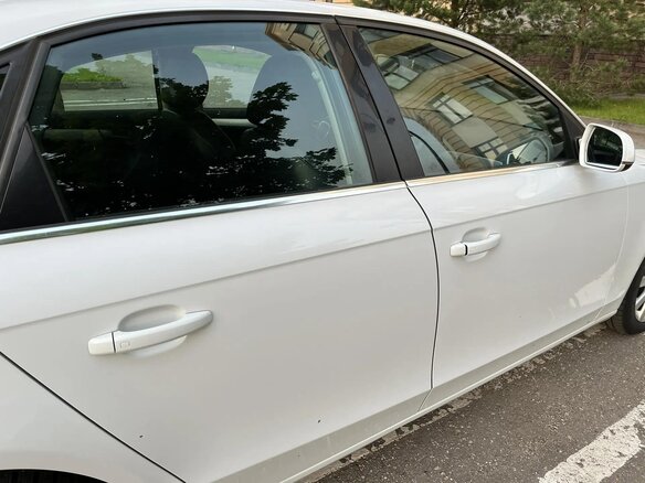 2011 Audi A4 IV (B8), белый - вид 11