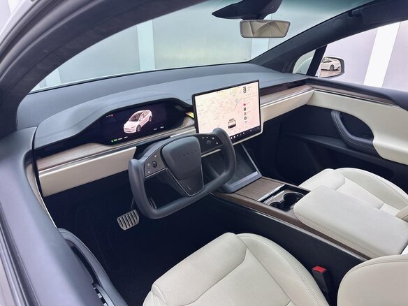 2023 Tesla Model X Long Range I Рестайлинг, белый, 15770700 рублей - вид 7