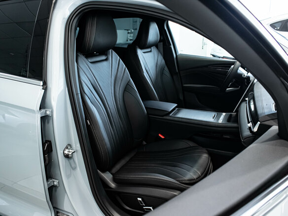 2026 Geely Preface I, серый, 3329990 рублей - вид 8