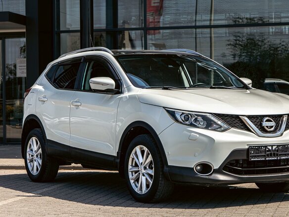 2017 Nissan Qashqai II, серебристый, 1415000 рублей - вид 6