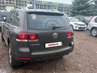 2008 Volkswagen Touareg I Рестайлинг, серый, 730000 рублей, вид 3