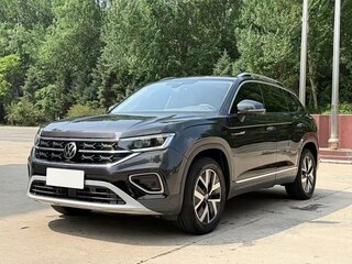 2023 Volkswagen Tayron I Рестайлинг, чёрный, 2800000 рублей, вид 1