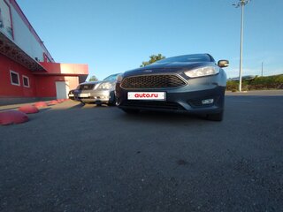 2015 Ford Focus III Рестайлинг, серый, 650000 рублей, вид 2