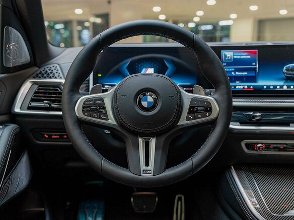 2026 BMW X5 M60i IV (G05/G18) Рестайлинг, чёрный, 18490000 рублей - вид 17