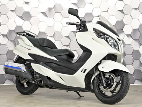 2008 Suzuki Burgman (SkyWave) 250, белый, 299000 рублей, вид 1