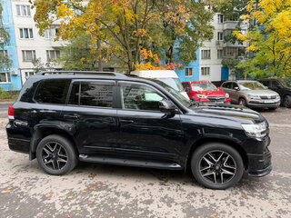 2015 Toyota Land Cruiser 200 Series Рестайлинг 2, чёрный, 5100000 рублей, вид 4