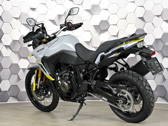 2023 Suzuki V-Strom 800DE, серый - вид 7