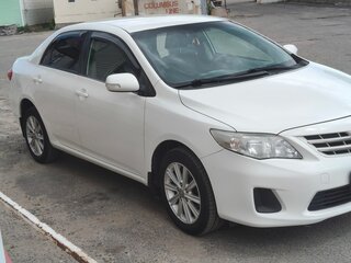 2011 Toyota Corolla X (E140, E150) Рестайлинг, белый, 1100000 рублей, вид 2