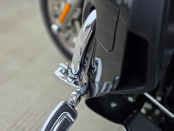 2017 Harley-Davidson Tri Glide, чёрный, 2799000 рублей - вид 9