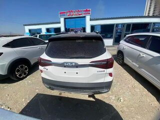 2021 Kia KX3, белый, 2500000 рублей, вид 3