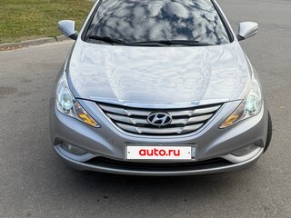 2010 Hyundai Sonata VI (YF), бежевый, 750000 рублей, вид 4