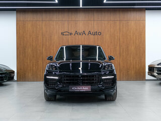 2026 Porsche Cayenne GTS III Рестайлинг, чёрный, 25990000 рублей, вид 3