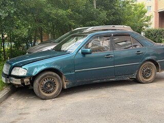 1995 Mercedes-Benz C-Класс 200 I (W202), зелёный, 150000 рублей, вид 4
