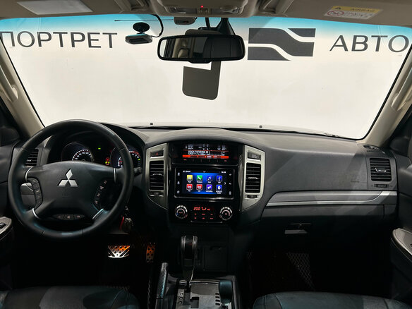 2015 Mitsubishi Pajero IV Рестайлинг 2, чёрный - вид 14