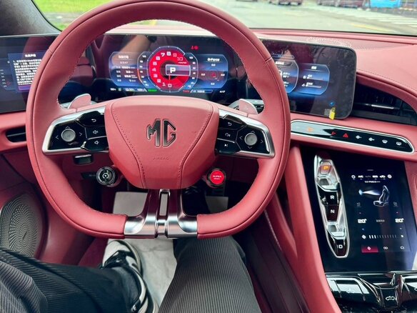 2024 MG Cyberster, красный, 5899777 рублей - вид 9