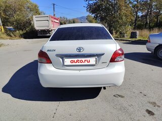 2007 Toyota Belta I, белый, 370000 рублей, вид 4