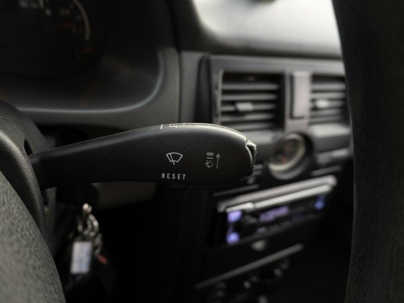 2010 Lada (ВАЗ) Priora I, чёрный, 379000 рублей - вид 13