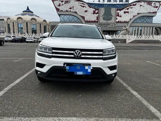 2023 Volkswagen Tharu I, белый, 1820000 рублей, вид 2
