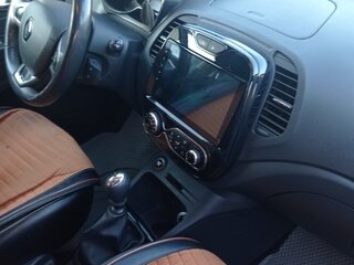 2017 Renault Kaptur I, коричневый, 2000000 рублей, вид 2