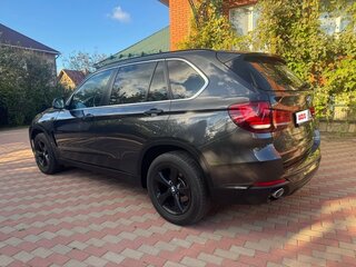 2015 BMW X5 25d III (F15), серый, 3350000 рублей, вид 4