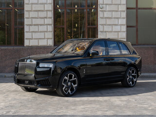 2026 Rolls-Royce Cullinan Black Badge I Рестайлинг (Series II), чёрный, 67790000 рублей, вид 1