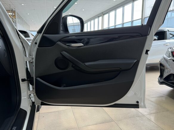 2012 BMW X1 18i I (E84), белый - вид 24