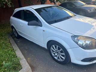 2007 Opel Astra GTC H Рестайлинг, белый, 280000 рублей, вид 4